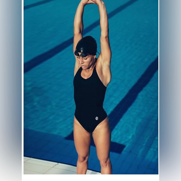 NWT-BALEAF WOMENS RAZORBACK
☀️SWIMSUIT 🌸 - Picture 2 of 6